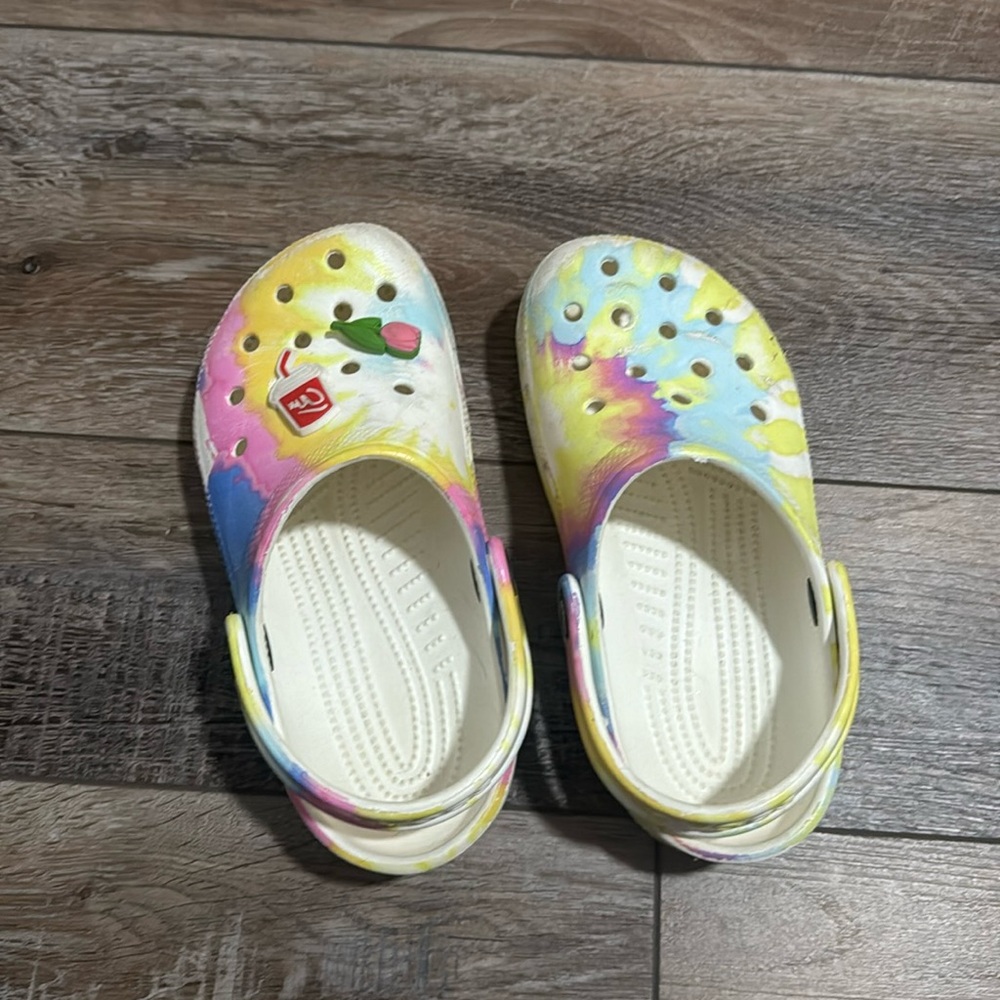 Girls Crocs Size 1
